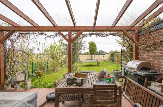 u00fcberdachte Terrasse